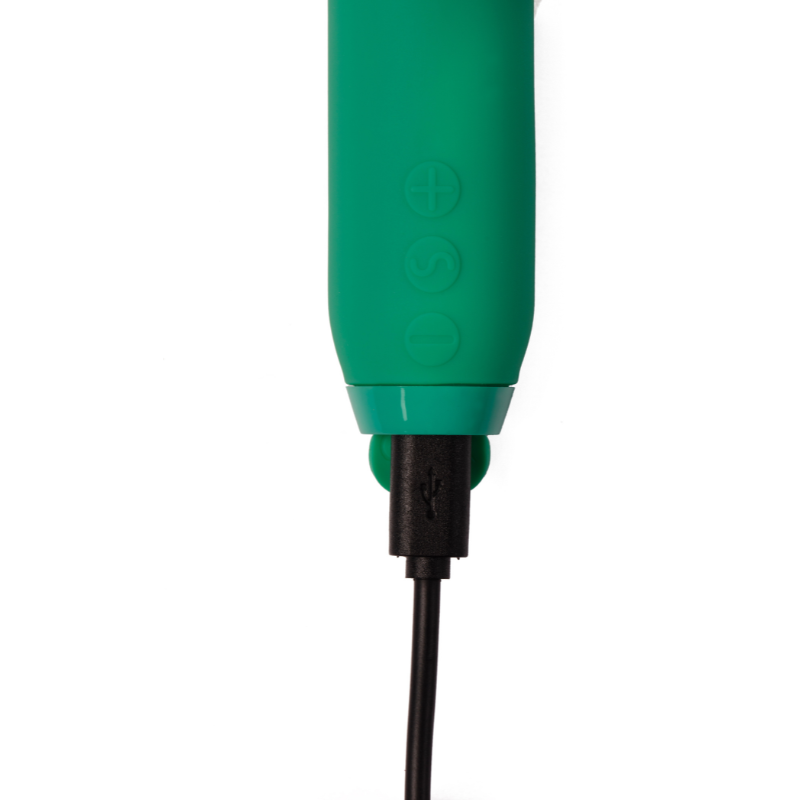 Amour Vibrator in Emerald Green on charge